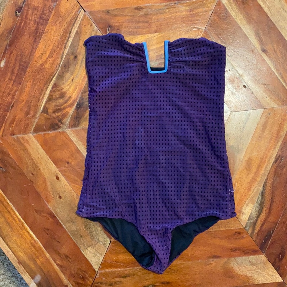 Acacia One Piece